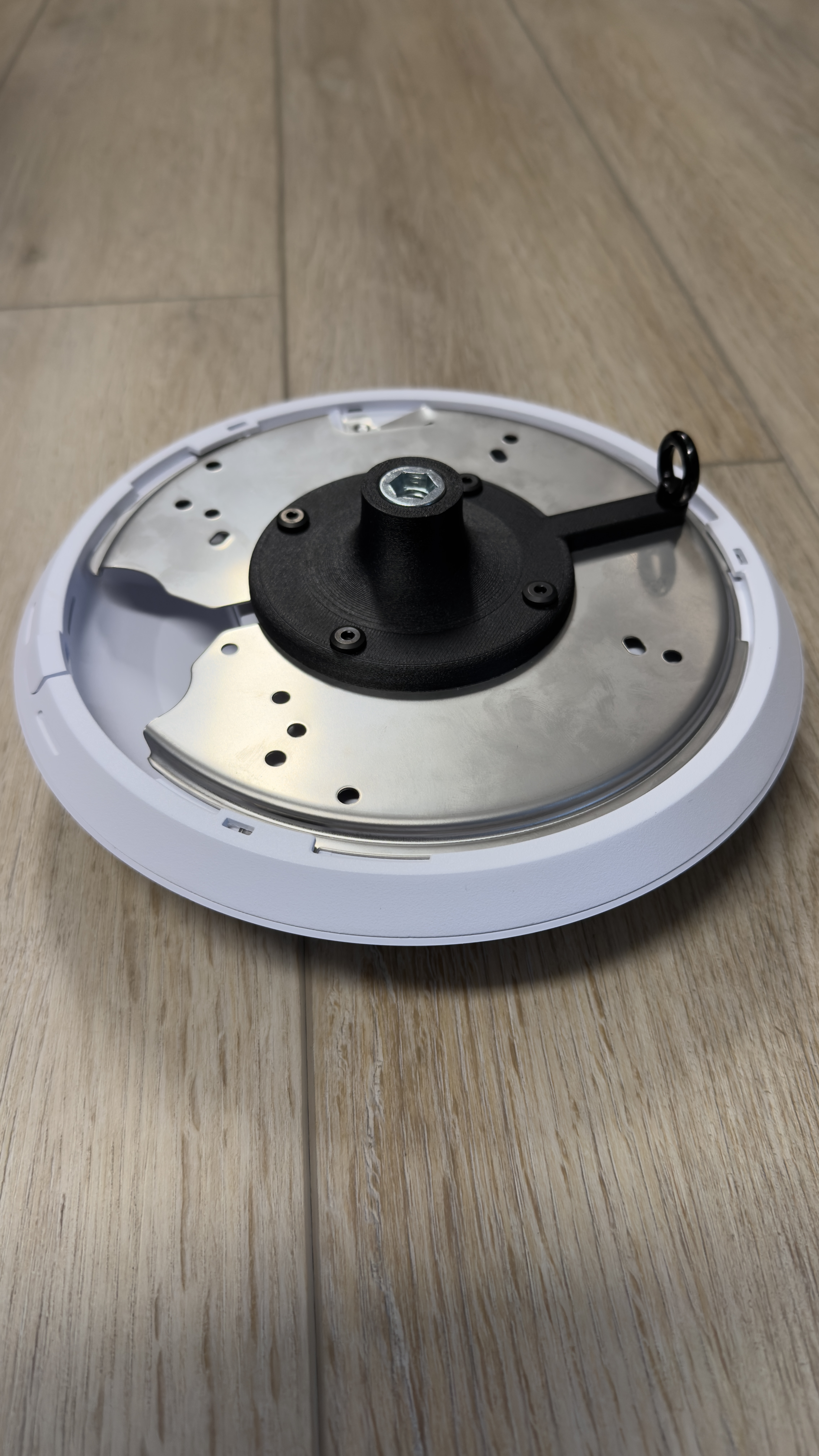 Ubiquiti Accesspoint Pro Halterung - rund